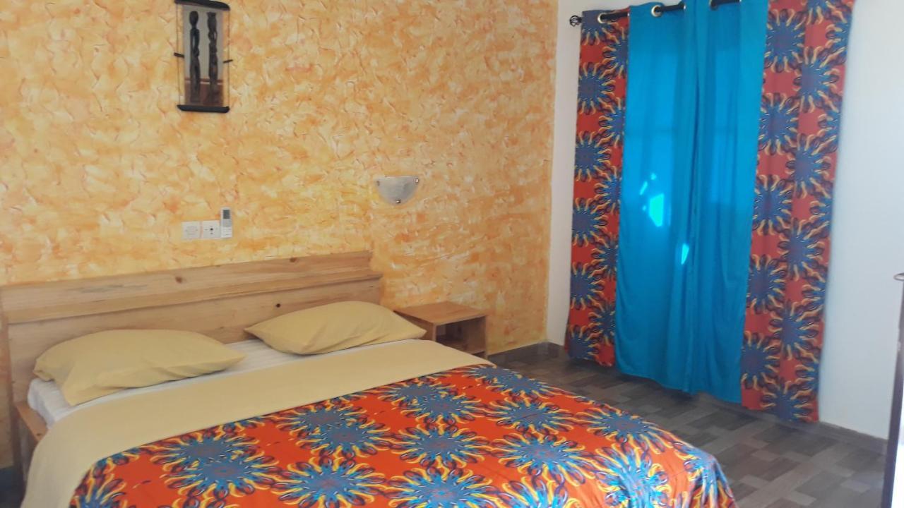 Hotel Robinson Plage Lomé Eksteriør billede